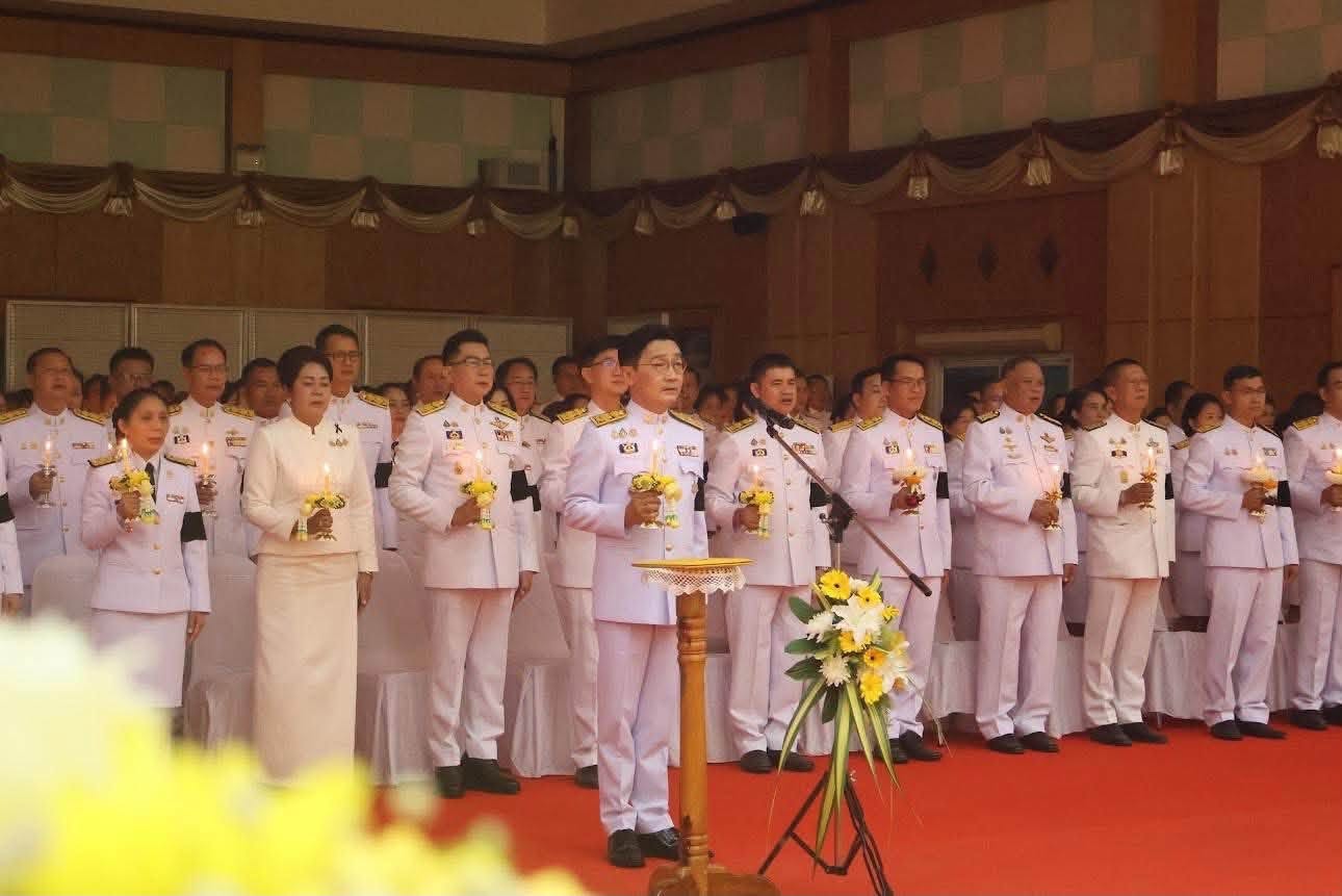 title - ส.ป.ก.ยโสธร ร่วมประกอบพิธีถวายเครื่องราชสักการะและจุดเทียนถวายพระพรชัยมงคล แด่พระบาทสมเด็จพระเจ้าอยู่หัว เนื่องในโอกาสพระราชพิธีมหามงคลเฉลิมพระชนมพรรษา